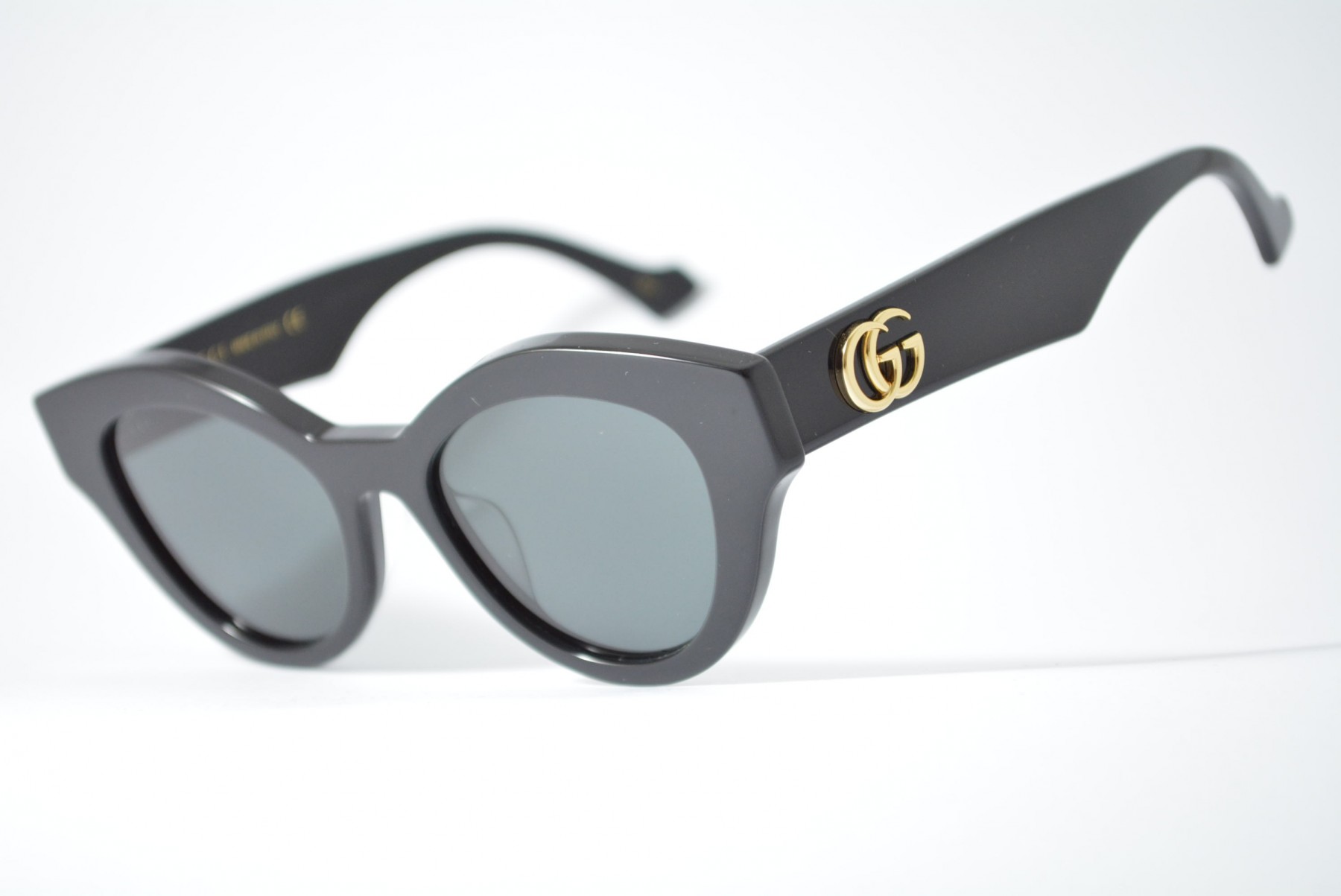 gucci gg028s