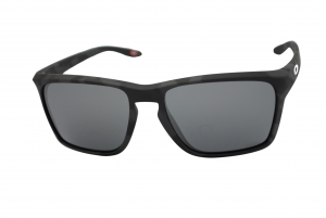 óculos de sol Oakley mod Sylas 9448-1957 MVK