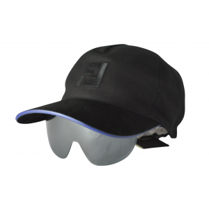 Bone com viseira Fendi mod Eyecap FE40022u 05c